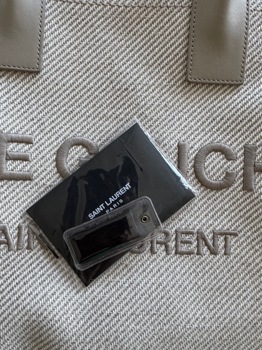 Saint Laurent Rive Gauche Cream Canvas Tote - Picture 4 of 8